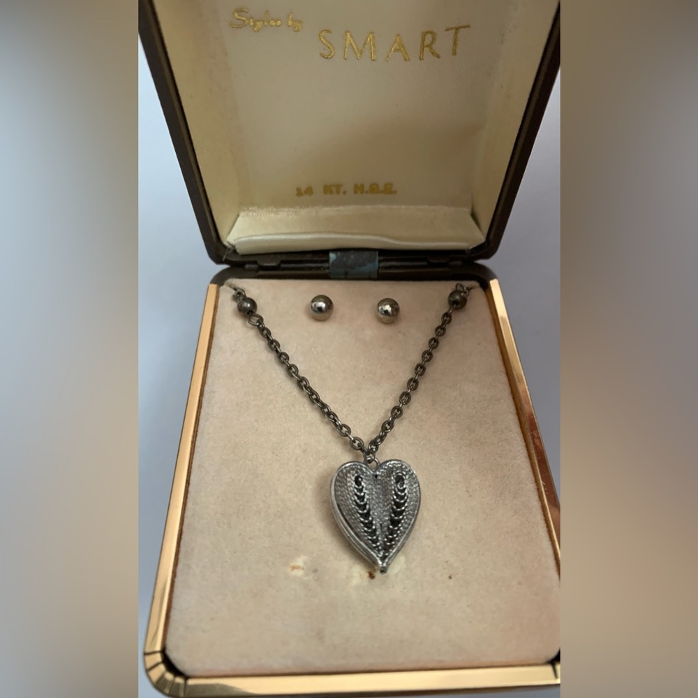 NIB mesh wire cage heart necklace set 14KT HGE vintage
